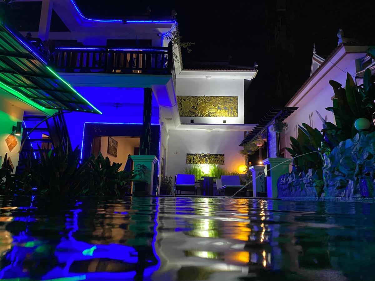 Antonios Villa Hotel Siem Reap Exterior photo